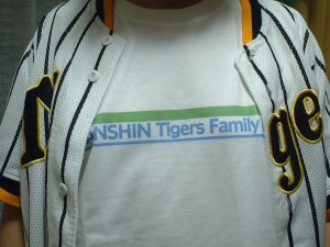 写真:Tシャツ画像 写真:Tシャツ画像