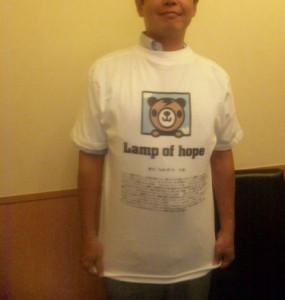 お客様着用写真_Lamp of hope寄せ書きTシャツ